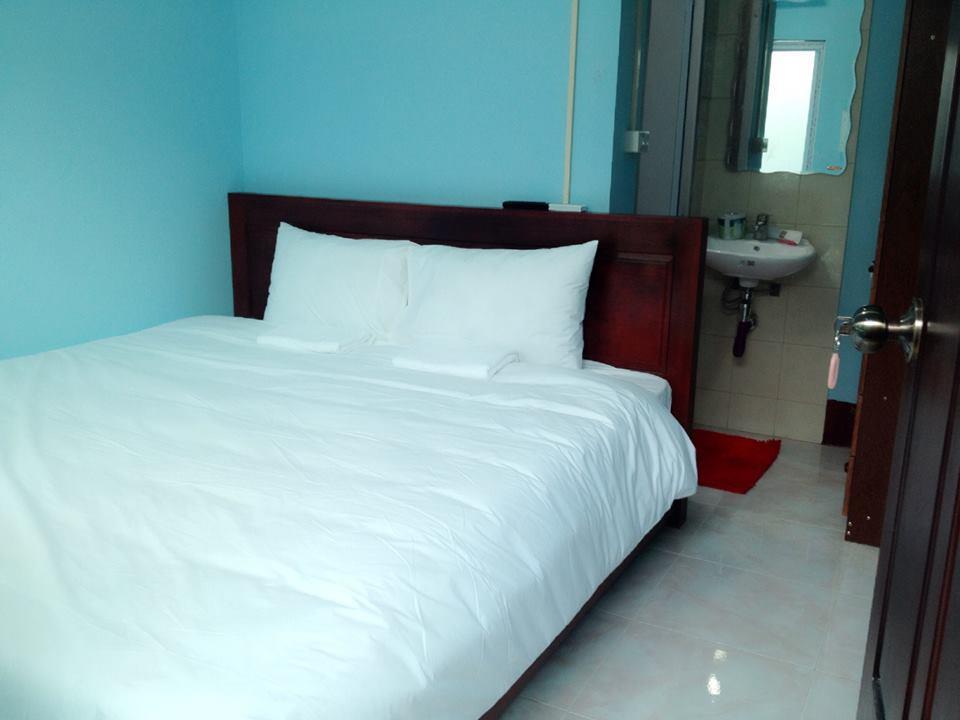 Lucky Backpacker Hostel Vientiane Exterior photo